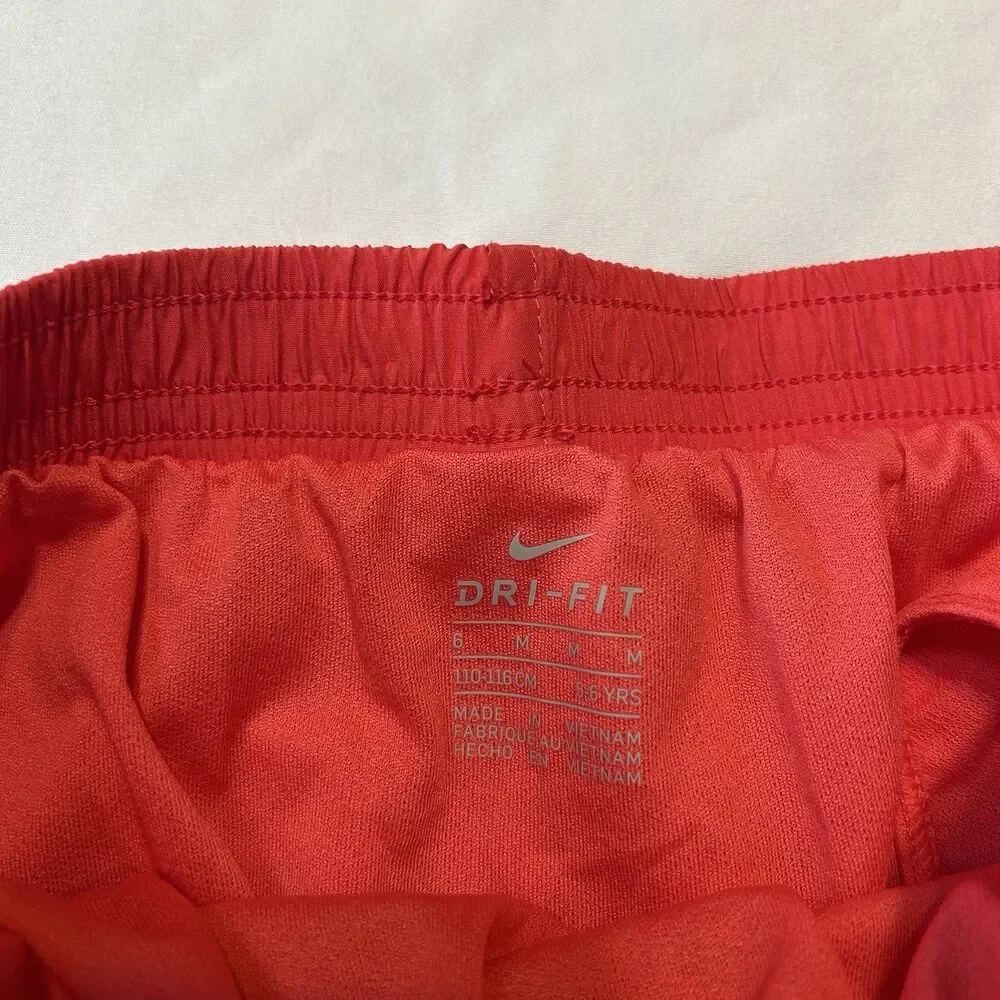 Nike Dri-Fit Kids Girls Red Pink Mesh 100% Polyester Shorts M